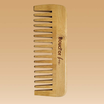 Peigne à dents larges en Bois pour Cheveux Bouclés – BOUCLOR BOX